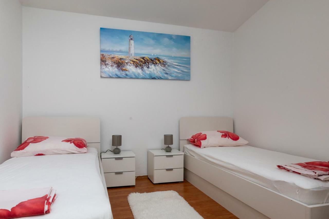 Apartment L&L Дубровник Екстериор снимка